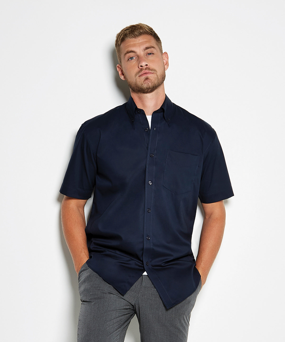 Corporate Oxford Short-Sleeve Shirt - Red