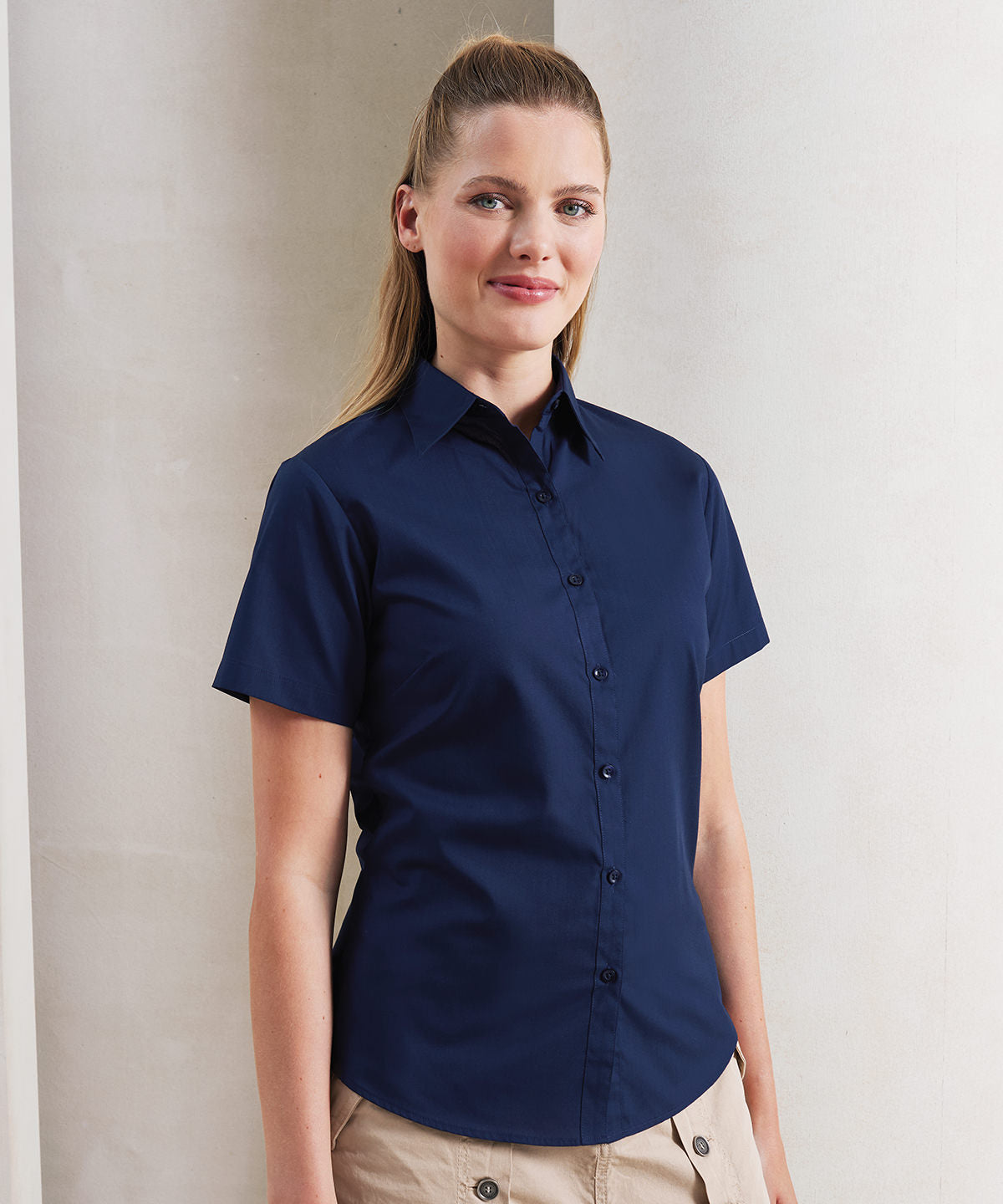Women's short sleeve poplin blouse