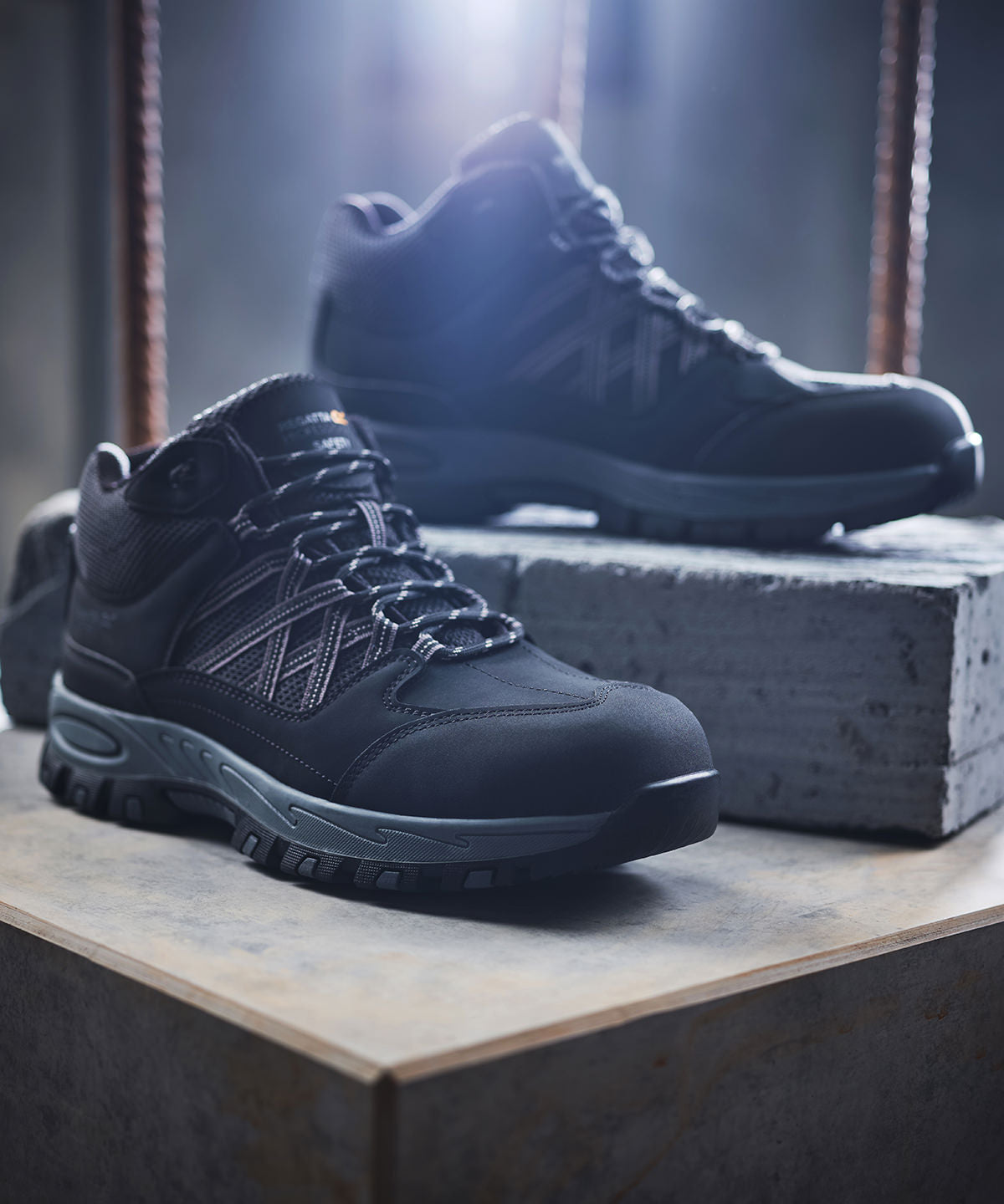 Sandstone SB safety hiker boot