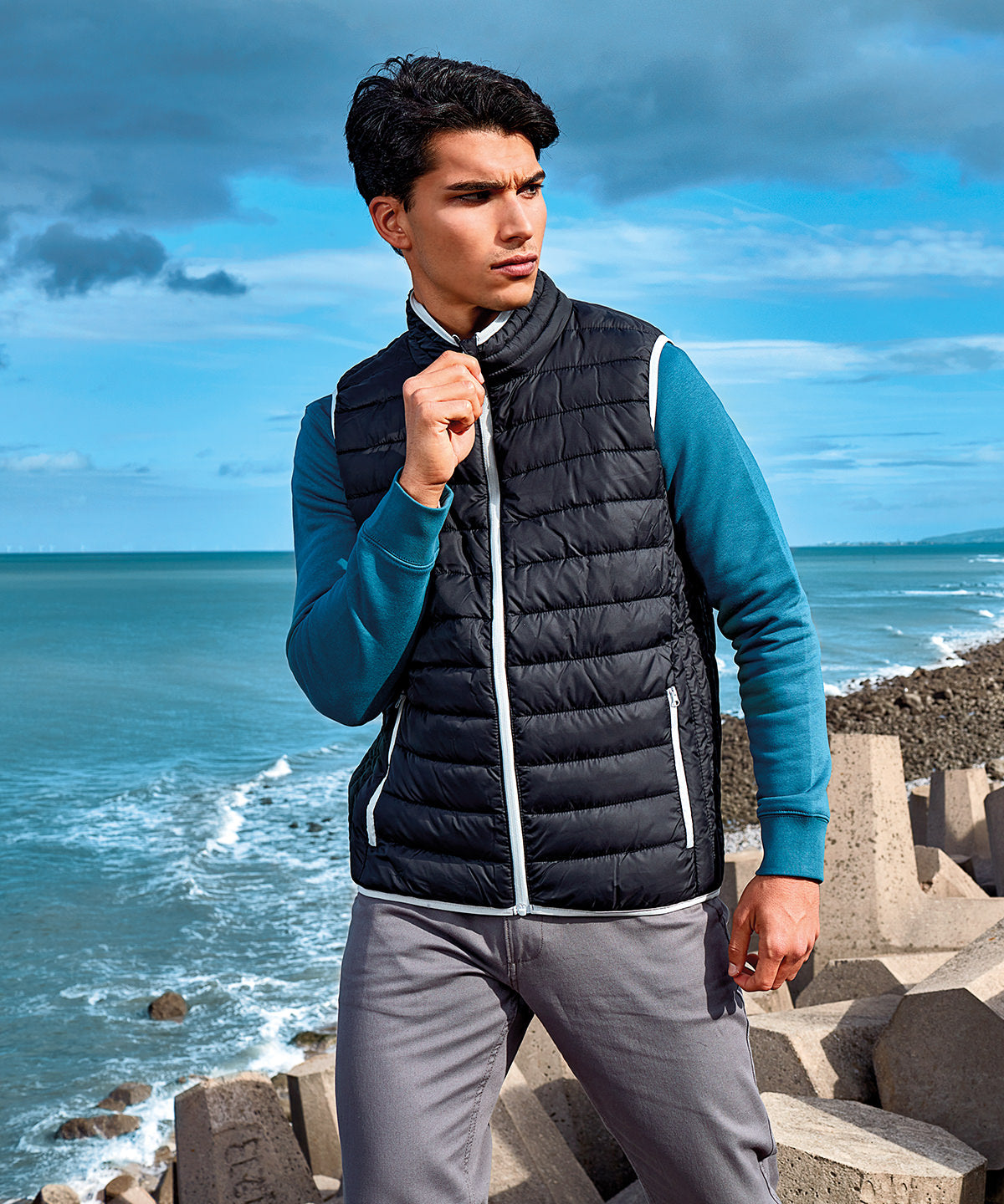 Traverse Padded Gilet: Insulated & Windproof - Navy