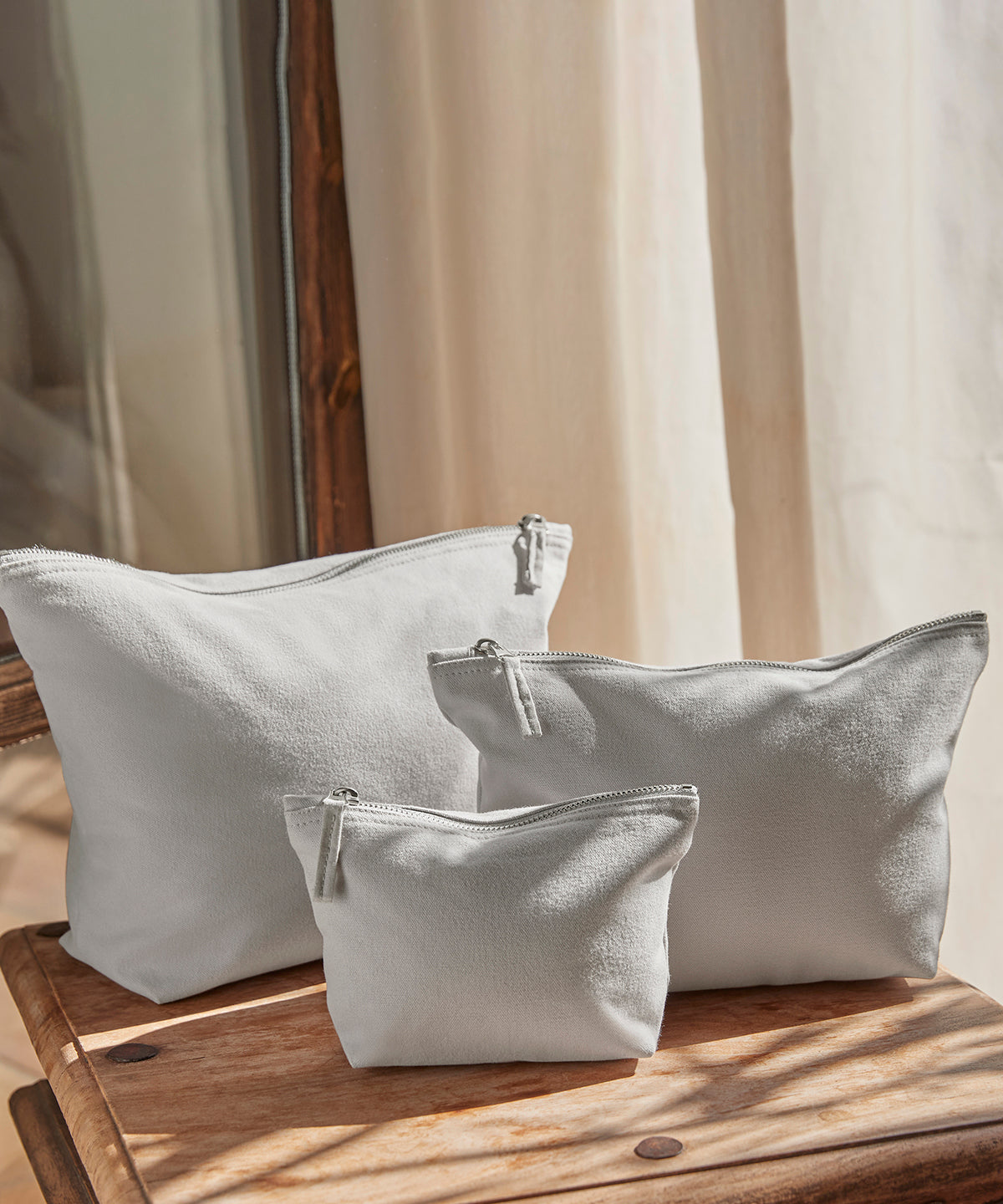 Canvas Accessory Bag - Vintage Zip - Off White